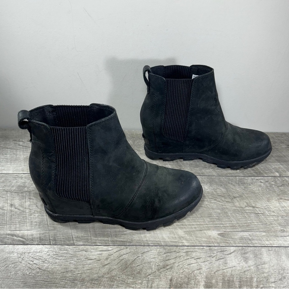 Sorel NL3022 Joan of Arctic Wedge II Women’s Black Leather Booties Boots Size 8